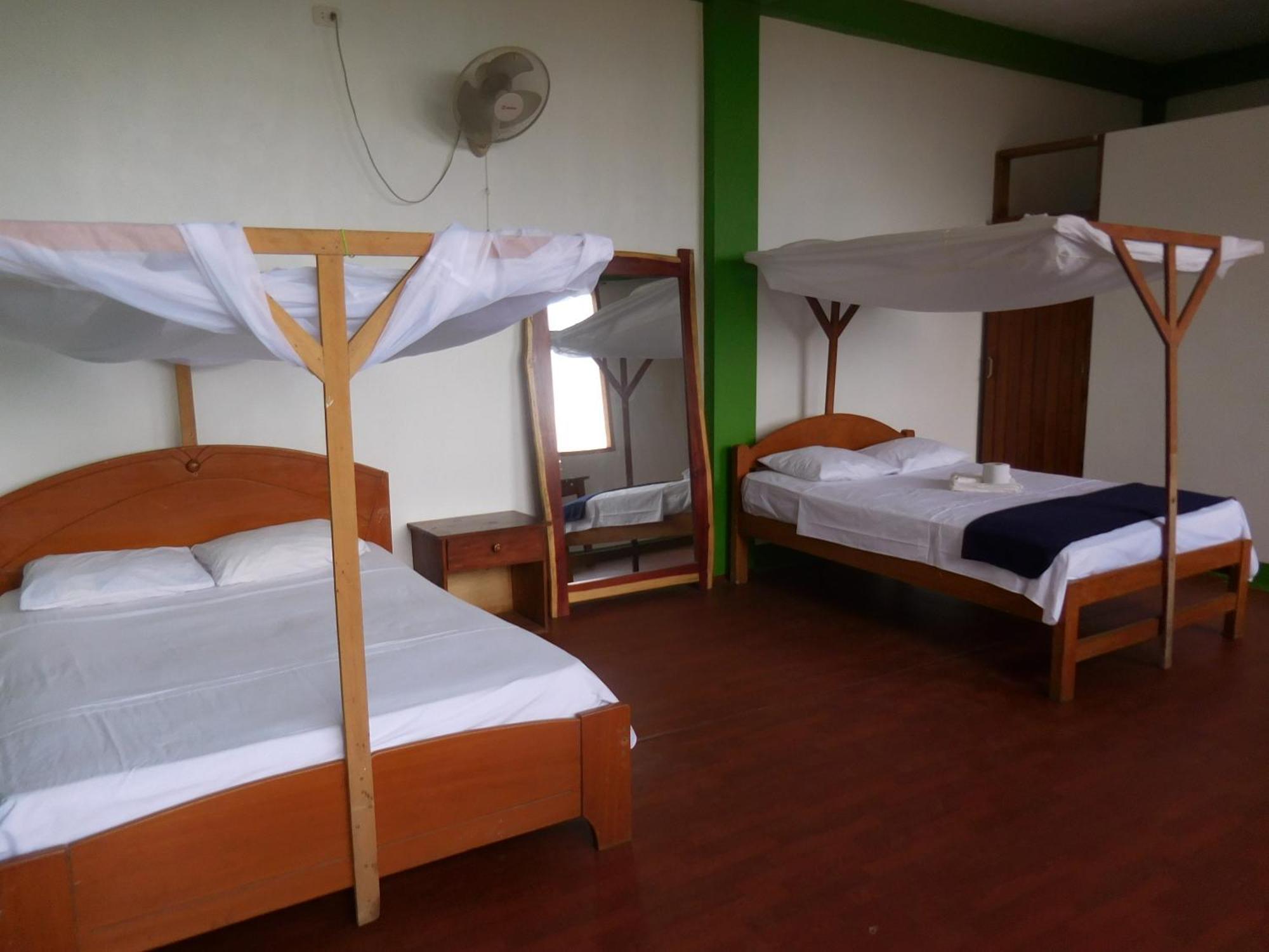 Tambopata Hostel 푸에르토말도나도 외부 사진