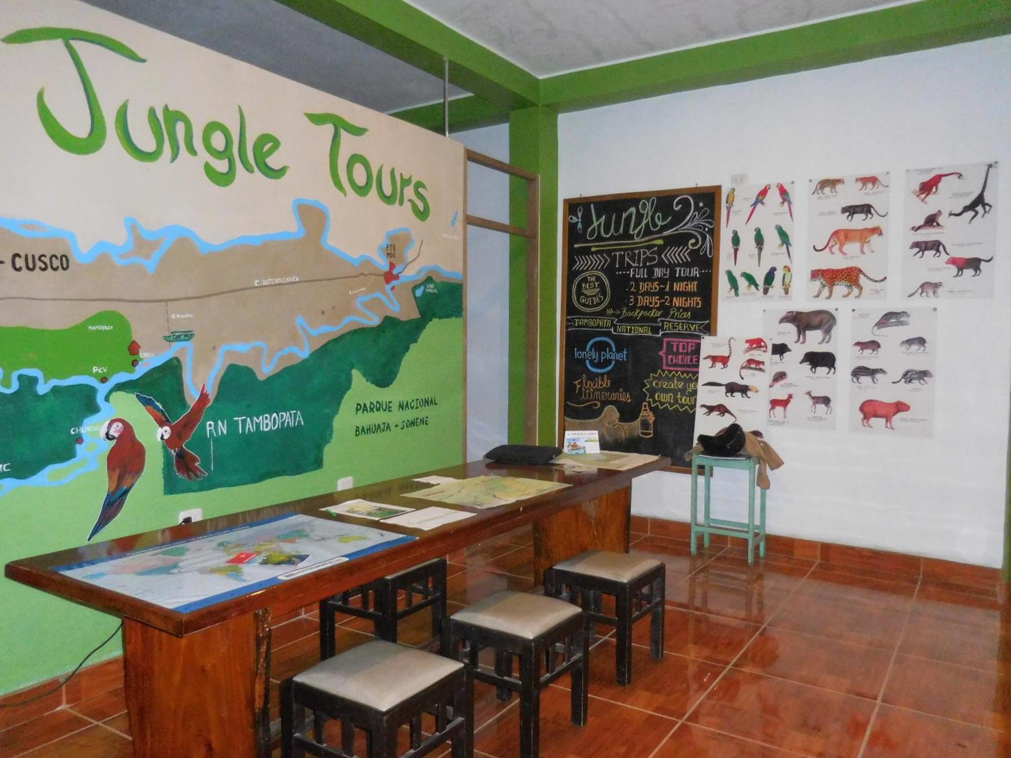 Tambopata Hostel 푸에르토말도나도 외부 사진